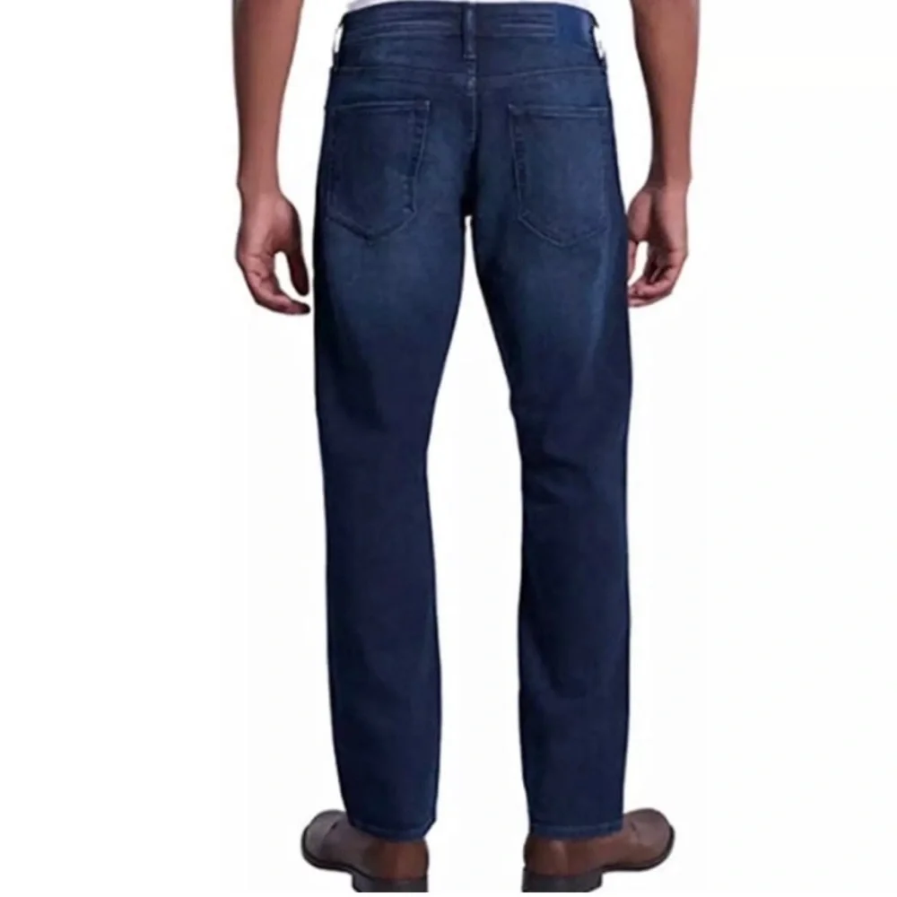 NWT Chaps Blue Slim Straight-Leg Jeans with Classic Fit 32x32